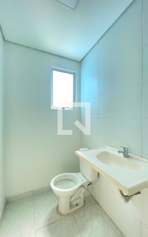 Apartamento à venda com 60m², 2 quartos e 1 vaga Apartamento à venda com 60m², 2 quartos e 1 vagaBanheiro