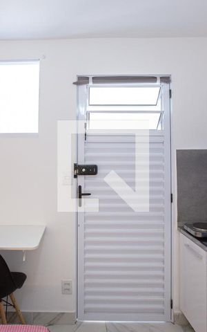 Studio para alugar com 15m², 1 quarto e sem vaga Studio para alugar com 15m², 1 quarto e sem vagaCozinha