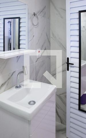 Studio para alugar com 15m², 1 quarto e sem vaga Studio para alugar com 15m², 1 quarto e sem vagaBanheiro