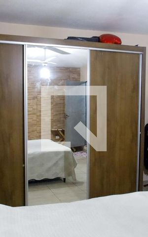 Casa à venda com 90m², 3 quartos e 2 vagas Casa à venda com 90m², 3 quartos e 2 vagasQuarto 2 - Suíte