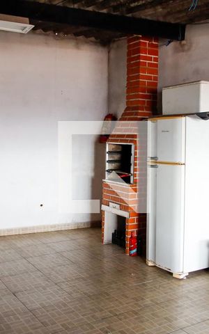 Casa à venda com 90m², 3 quartos e 2 vagas Casa à venda com 90m², 3 quartos e 2 vagasLavanderia