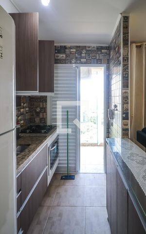 Apartamento à venda com 53m², 2 quartos e 1 vaga Apartamento à venda com 53m², 2 quartos e 1 vagaCozinha