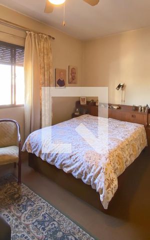 Casa à venda com 330m², 3 quartos e 2 vagas Casa à venda com 330m², 3 quartos e 2 vagasQuarto 2