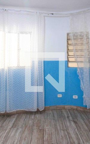 Casa para alugar com 63m², 2 quartos e 1 vagaSala de TV