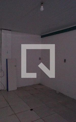 Casa para alugar com 300m², 2 quartos e 6 vagas Casa para alugar com 300m², 2 quartos e 6 vagasSala