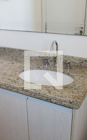 Apartamento à venda com 72m², 3 quartos e 2 vagas Apartamento à venda com 72m², 3 quartos e 2 vagasBanheiro da Suíte 3