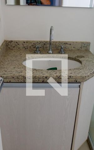 Apartamento à venda com 72m², 3 quartos e 2 vagas Apartamento à venda com 72m², 3 quartos e 2 vagasBanheiro