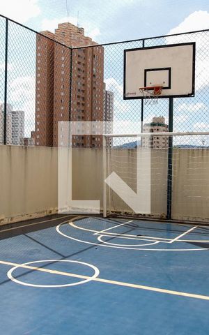 Apartamento à venda com 72m², 3 quartos e 2 vagas Apartamento à venda com 72m², 3 quartos e 2 vagasQuadra Esportiva