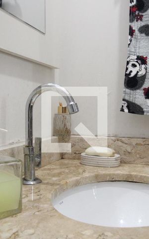 Casa de condomínio à venda com 87m², 2 quartos e 1 vagaLavabo