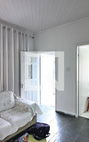 Casa à venda com 90m², 2 quartos e 1 vagaSala 