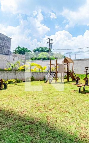 Apartamento à venda com 42m², 2 quartos e 1 vaga Apartamento à venda com 42m², 2 quartos e 1 vagaÁrea comum - Playground