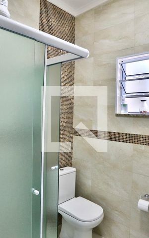 Casa à venda com 170m², 4 quartos e 2 vagas Casa à venda com 170m², 4 quartos e 2 vagasBanheiro 3