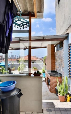 Casa à venda com 170m², 4 quartos e 2 vagas Casa à venda com 170m², 4 quartos e 2 vagasLavanderia 2