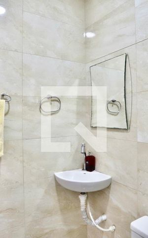 Casa à venda com 170m², 4 quartos e 2 vagas Casa à venda com 170m², 4 quartos e 2 vagasBanheiro do Quarto 2