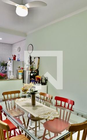 Casa à venda com 170m², 4 quartos e 2 vagas Casa à venda com 170m², 4 quartos e 2 vagasCozinha 2