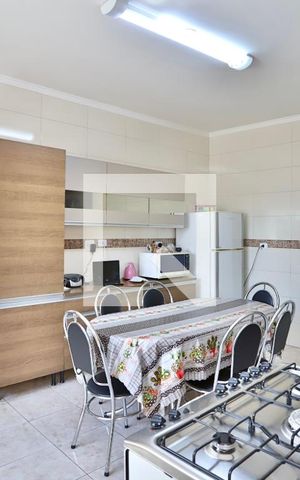 Casa à venda com 170m², 4 quartos e 2 vagas Casa à venda com 170m², 4 quartos e 2 vagasCozinha 1