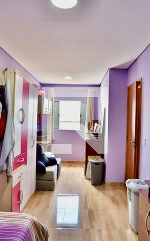 Casa à venda com 170m², 4 quartos e 2 vagas Casa à venda com 170m², 4 quartos e 2 vagasQuarto 3