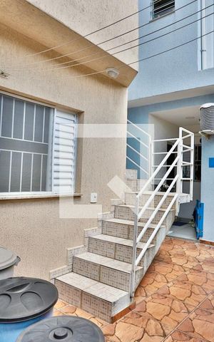 Casa à venda com 170m², 4 quartos e 2 vagas Casa à venda com 170m², 4 quartos e 2 vagasQuintal
