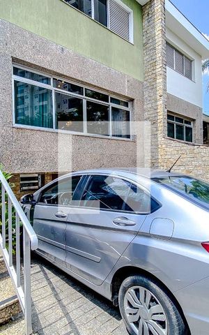 Casa à venda com 358m², 4 quartos e 10 vagasGaragem