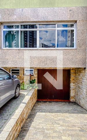 Casa à venda com 358m², 4 quartos e 10 vagasGaragem