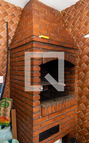 Casa à venda com 150m², 4 quartos e 2 vagasChurrasqueira