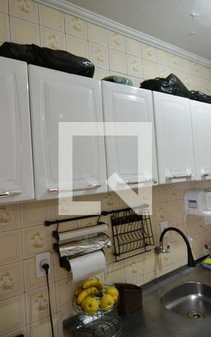 Apartamento à venda com 43m², 1 quarto e sem vagaCozinha - Armários