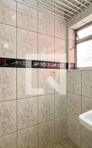 Apartamento à venda com 61m², 3 quartos e 1 vagaÁrea de Serviço