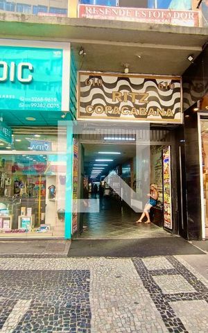 Studio para alugar com 28m², 1 quarto e sem vaga Studio para alugar com 28m², 1 quarto e sem vagaFachada