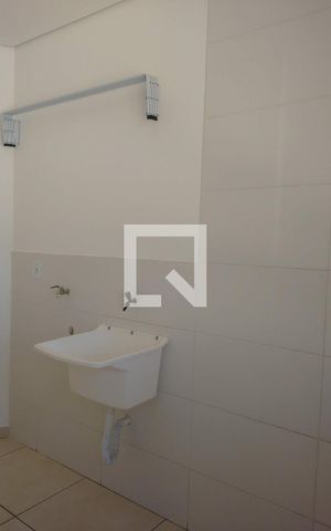 Casa à venda com 300m², 12 quartos e 5 vagas Casa à venda com 300m², 12 quartos e 5 vagasApartamento 3