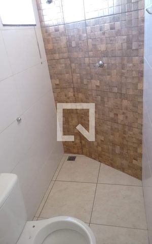 Casa à venda com 300m², 12 quartos e 5 vagas Casa à venda com 300m², 12 quartos e 5 vagasApartamento 3