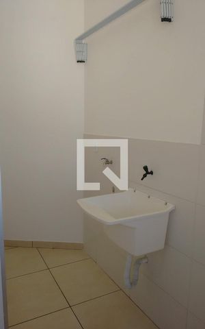 Casa à venda com 300m², 12 quartos e 5 vagas Casa à venda com 300m², 12 quartos e 5 vagasApartamento 3