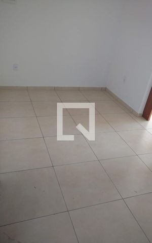 Casa à venda com 300m², 12 quartos e 5 vagas Casa à venda com 300m², 12 quartos e 5 vagasApartamento 1