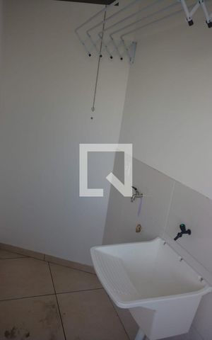 Casa à venda com 300m², 12 quartos e 5 vagas Casa à venda com 300m², 12 quartos e 5 vagasApartamento 3