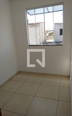 Casa à venda com 300m², 12 quartos e 5 vagas Casa à venda com 300m², 12 quartos e 5 vagasApartamento 3