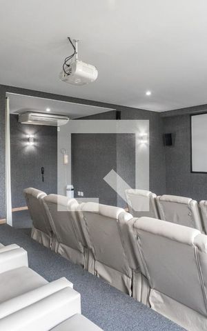 Apartamento para alugar com 43m², 1 quarto e 1 vaga Apartamento para alugar com 43m², 1 quarto e 1 vagaÁrea Comum - Cinema