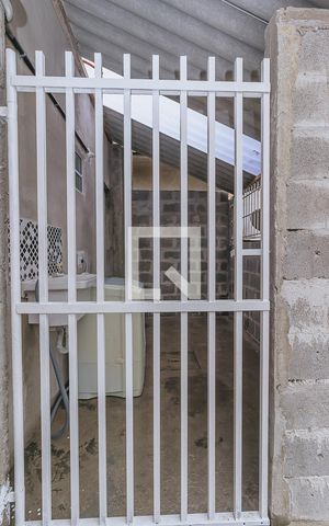 Studio para alugar com 18m², 1 quarto e sem vaga Studio para alugar com 18m², 1 quarto e sem vagaÁrea de Serviço