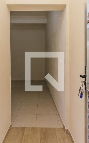 Studio para alugar com 18m², 1 quarto e sem vaga Studio para alugar com 18m², 1 quarto e sem vagaEntrada