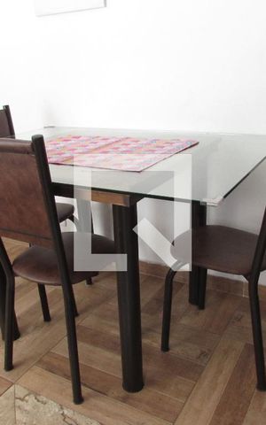 Apartamento à venda com 44m², 2 quartos e 1 vagaSala
