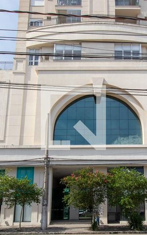Studio para alugar com 32m², 1 quarto e sem vaga Studio para alugar com 32m², 1 quarto e sem vagaFachada