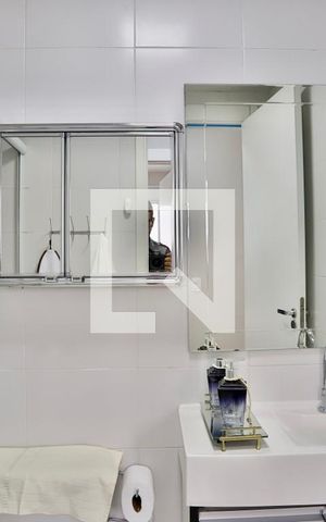 Apartamento à venda com 39m², 2 quartos e sem vaga Apartamento à venda com 39m², 2 quartos e sem vagaBanheiro