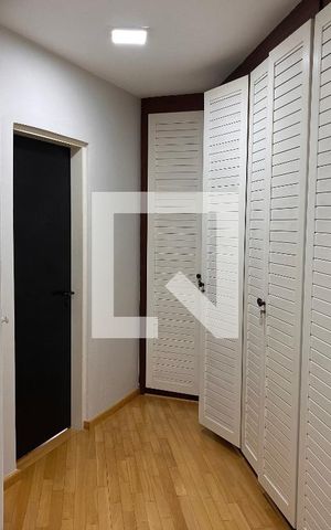 Casa à venda com 460m², 4 quartos e 4 vagasCloset