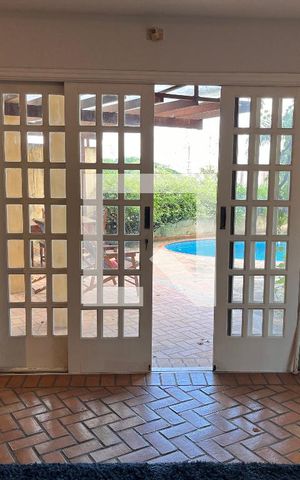 Casa à venda com 460m², 4 quartos e 4 vagasSala de Jantar 02