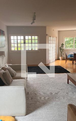Casa à venda com 460m², 4 quartos e 4 vagasSala 1