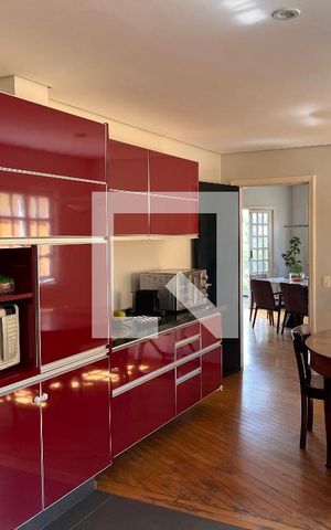 Casa à venda com 460m², 4 quartos e 4 vagasCozinha