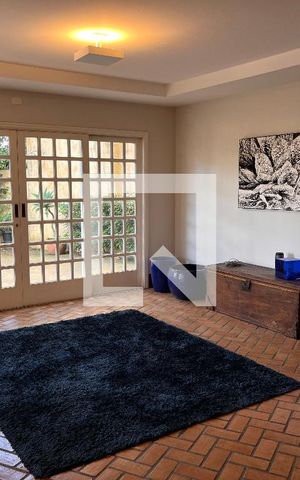 Casa à venda com 460m², 4 quartos e 4 vagasSala de Jantar 02
