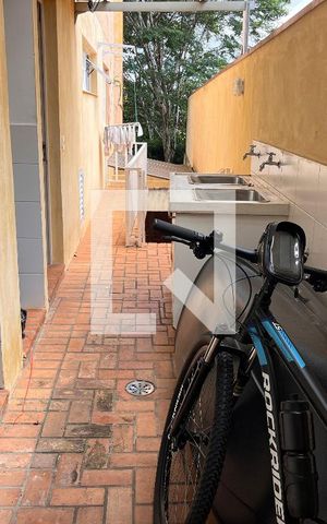 Casa à venda com 460m², 4 quartos e 4 vagasÁrea de Serviço