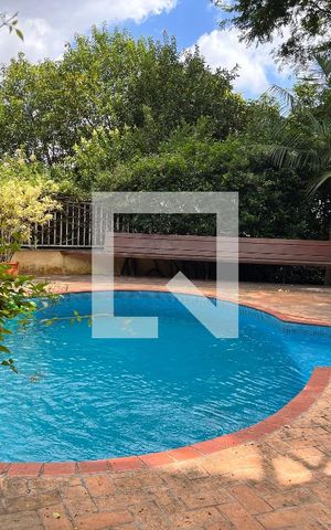 Casa à venda com 460m², 4 quartos e 4 vagasPiscina