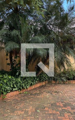 Casa à venda com 460m², 4 quartos e 4 vagasFachada