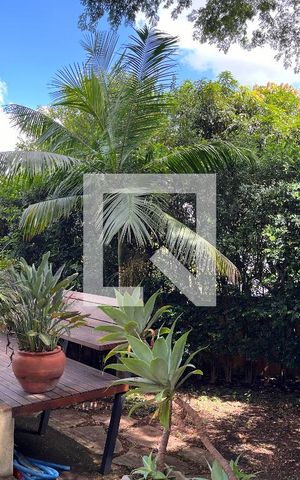 Casa à venda com 460m², 4 quartos e 4 vagasÁrea Verde