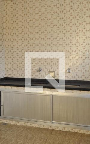 Casa para alugar com 180m², 4 quartos e 1 vagaCozinha 